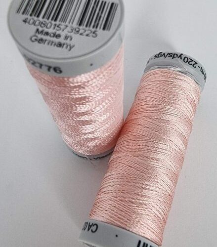 Linha para Bordado à Máquina
